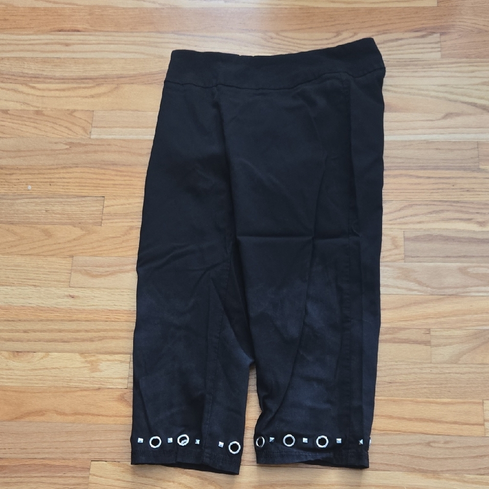 Black Women's Capris